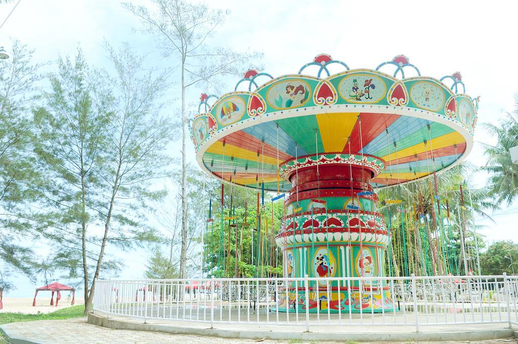 Mimiland Batu Payung Hotel Singkawang Kültér fotó