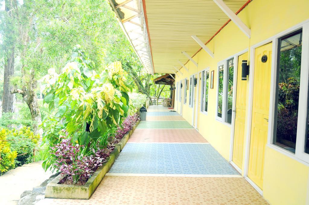 Mimiland Batu Payung Hotel Singkawang Szoba fotó