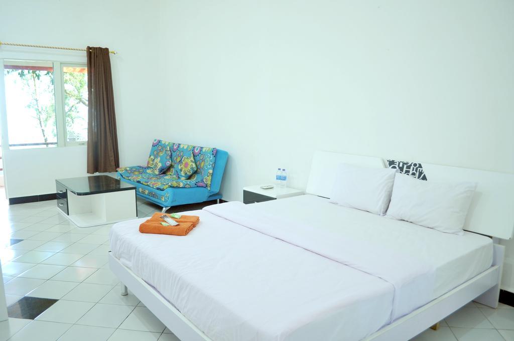 Mimiland Batu Payung Hotel Singkawang Kültér fotó